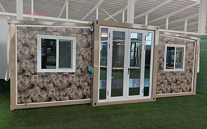 Camouflage Expandable container house